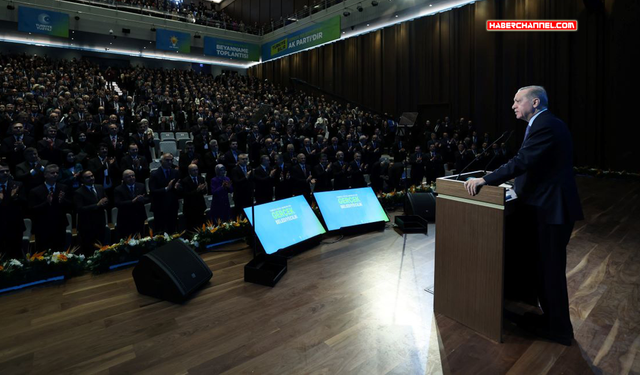 Erdoğan: "Türkiye'nin eski günlerine dönmesini bekleyen bir güruh var"