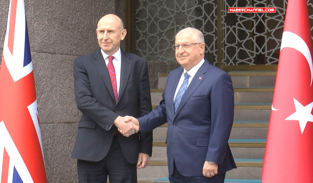 Bakan Yaşar Güler, Birleşik Krallık Savunma Bakanı John Healey ile görüştü