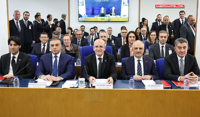 Bakan Mehmet Şimşek: "OECD ülkeleri arasında en düşük vergi yüküne sahip 3'üncü ülkeyiz"