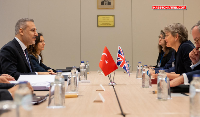 Bakan Hakan Fidan, Birleşik Krallık Dışişleri Bakanı Yvette Cooper ile görüştü