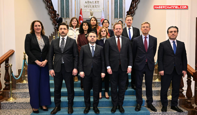 Bakan Akın Gürlek, Hollanda Adalet ve Güvenlik Bakanı David Van Weel ile görüştü