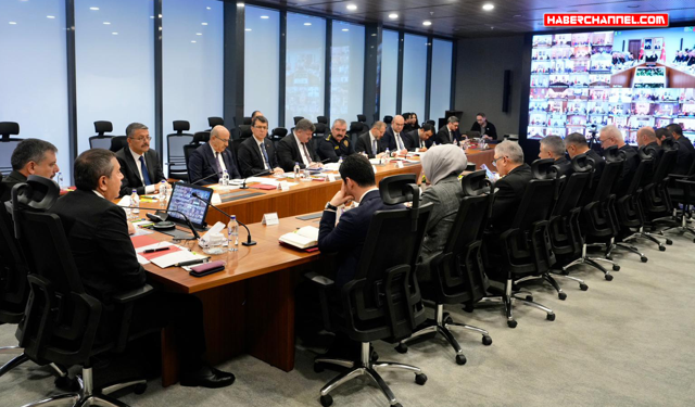 Bakanlar Mustafa Çiftçi ve Yusuf Tekin, vali ve milli eğitim müdürleriyle toplantı yaptı