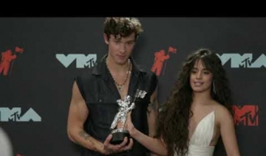 SHAWN MENDES VE CAMILA CABELLO GECEYE DAMGA VURDU 