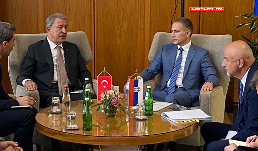 Savunma Bakanı Akar, Sırbistanlı mevkidaşı Stefanovic ile görüştü
