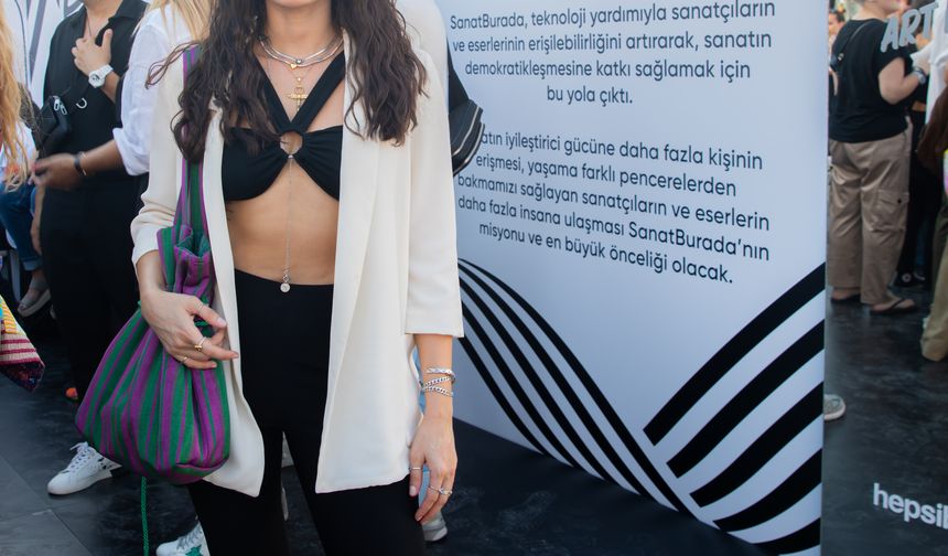 HANDE DOĞANDEMİR 