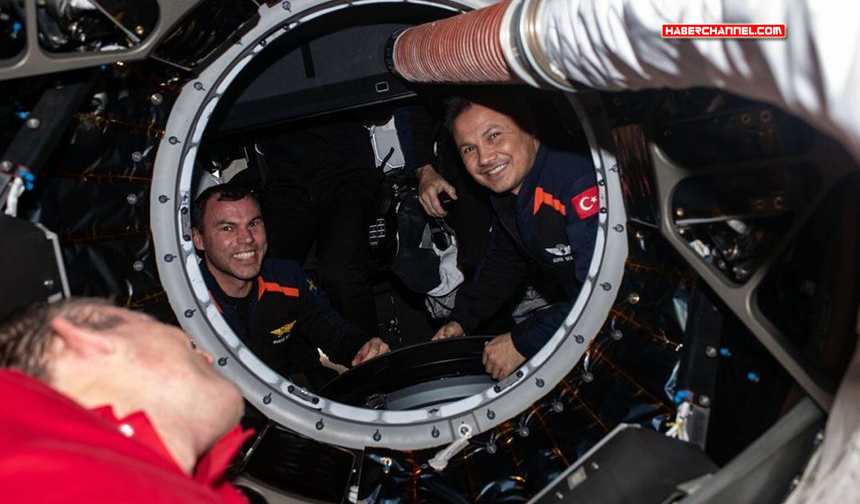 Alper Gezeravcı, kapsülden 'mutluluk' fotoğrafı paylaştı...