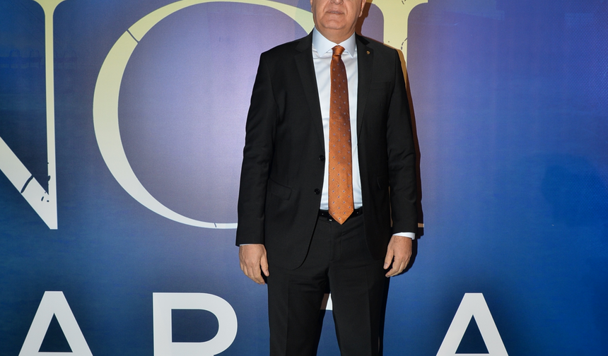 AKİF ÜSTÜNDAĞ