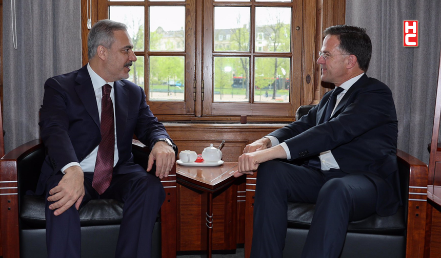 Bakan Hakan Fidan, Hollanda Başbakanı Mark Rutte ile görüştü