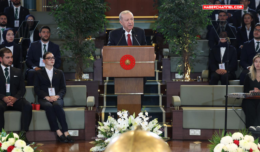 Cumhurbaşkanı Erdoğan, 19 Mayıs dolayısıyla gençlerle buluştu