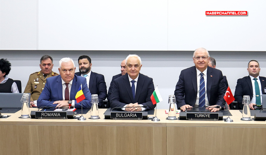 Bakan Güler, Bulgaristan Savunma Bakanı Zapryanov ve Romanya Savunma Bakanı Tilvar ile üçlü toplantı gerçekleştirdi