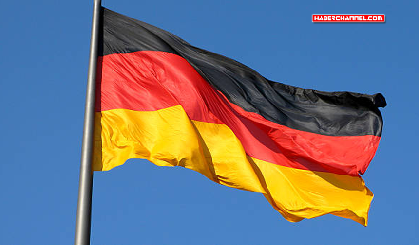 Almanya'da asker sayısını artırmayı hedefleyen yasa tasarısı Federal Meclis'te kabul edildi...