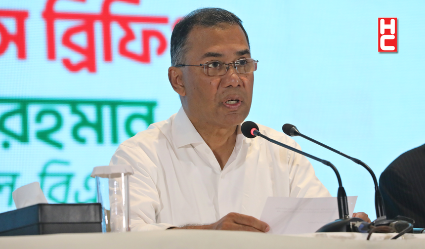 Bangladeş'te Tarık Rahman başbakan olarak yemin etti...