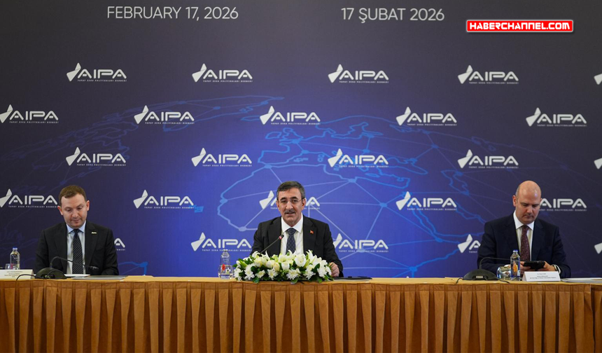 Cevdet Yılmaz: "Kalkınma planımızın özünü, dijital ve yeşil dönüşüm oluşturuyor"