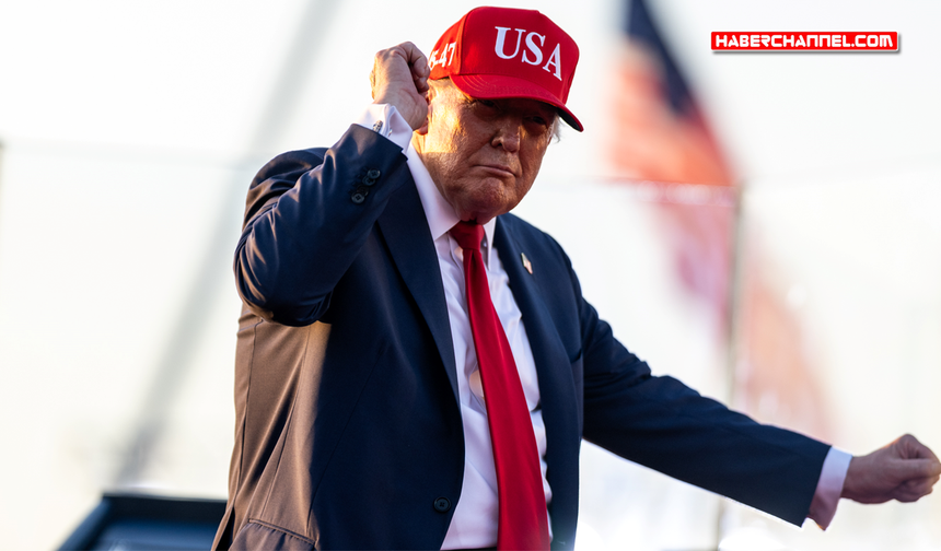 Trump: "İran donanmasına ait 9 gemi imha edildi"