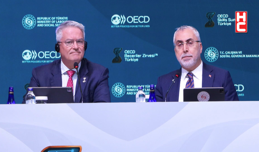 Bakan Vedat Işıkhan 'OECD 2026 Beceriler Zirvesi' nde konuştu