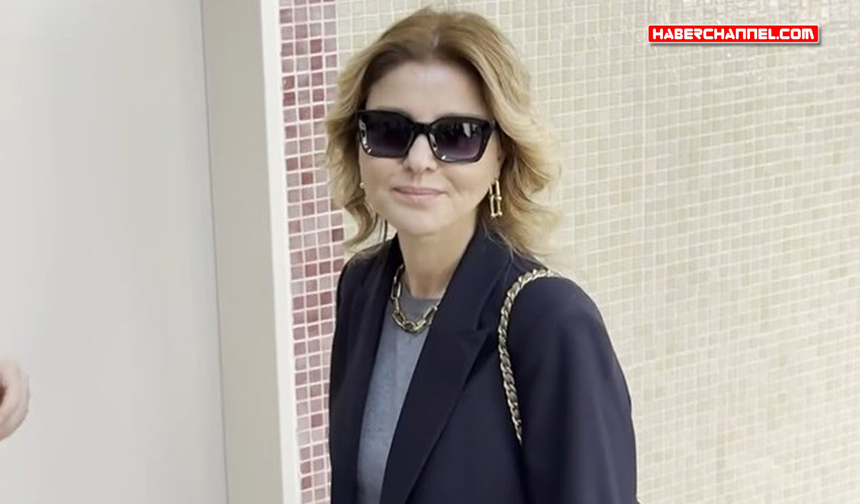 Şarkıcı Gülben Ergen ifade vermek için adliyeye geldi...