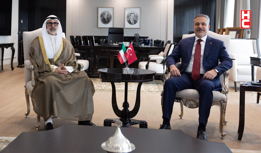 Bakan Hakan Fidan, Kuveytli mevkidaşı Al-Sabah bir araya geldi