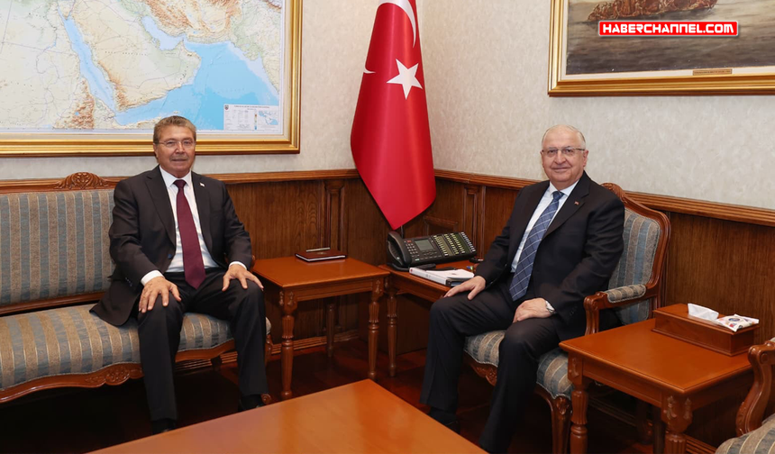 Bakan Yaşar Güler, KKTC Başbakanı Ünal Üstel ile bir araya geldi