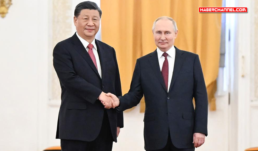 Putin'den Xi Jinping'e doğum günü mesajı