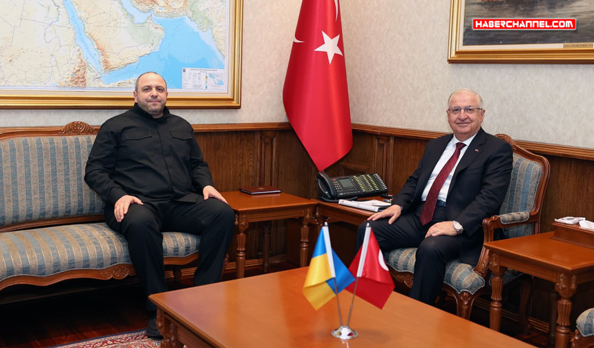 Bakan Yaşar Güler, Ukrayna Savunma Bakanı Rüstem Umerov ile bir araya geldi