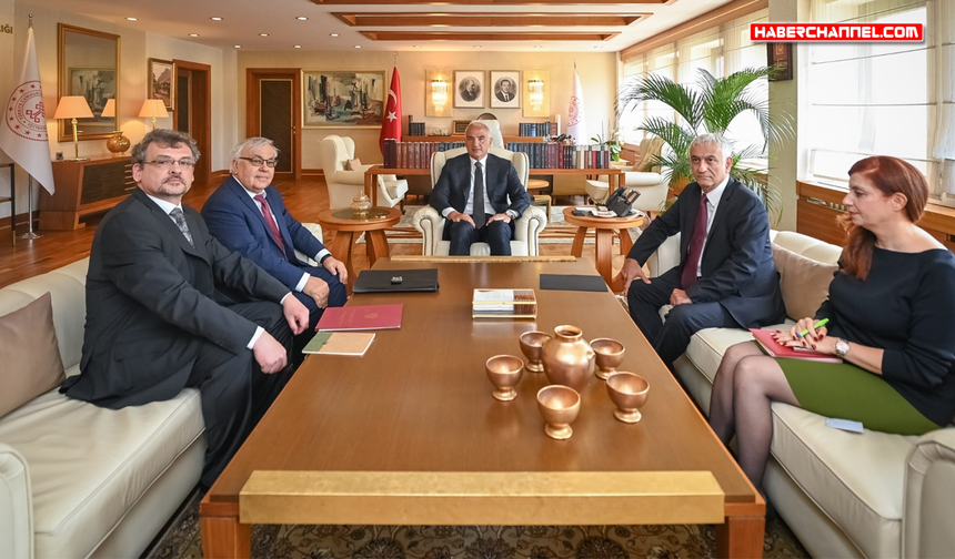 Bakan Mehmet Nuri Ersoy, Rusya Büyükelçisi Sergey Verşinin’i kabul etti
