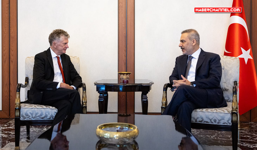 Bakan Hakan Fidan, Birleşik Krallık Ulusal Güvenlik Danışmanı Jonathan Powell’ı kabul etti