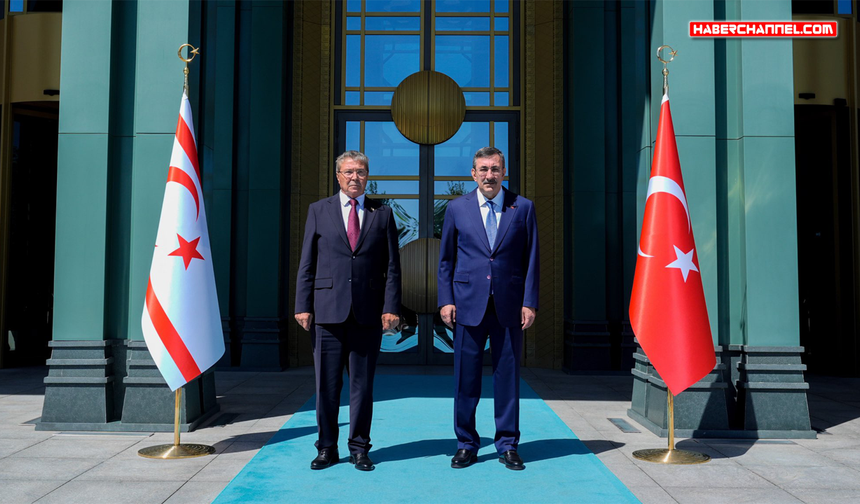 Cumhurbaşkanı Yardımcısı Cevdet Yılmaz, KKTC Başkanı Ünal Üstel ile görüştü