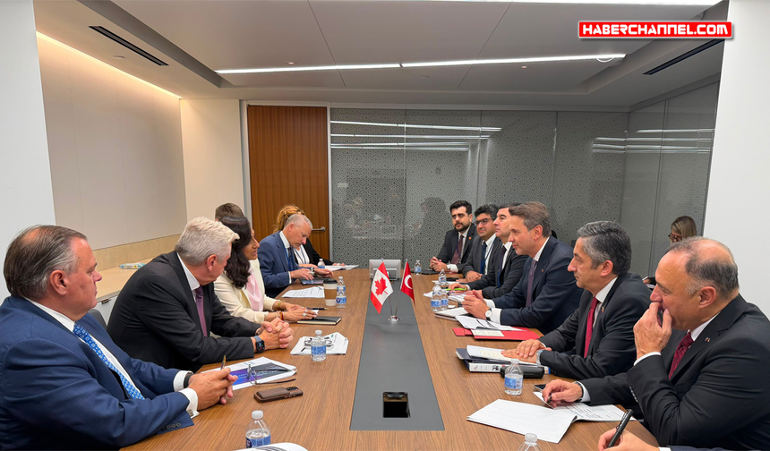 Bakan Alparslan Bayraktar, Kanada Dışişleri Bakanı Anita Anand ile görüştü