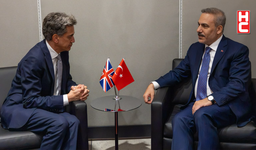 Bakan Hakan Fidan, İngiltere Dışişleri Bakanı Ed Miliband ile görüştü