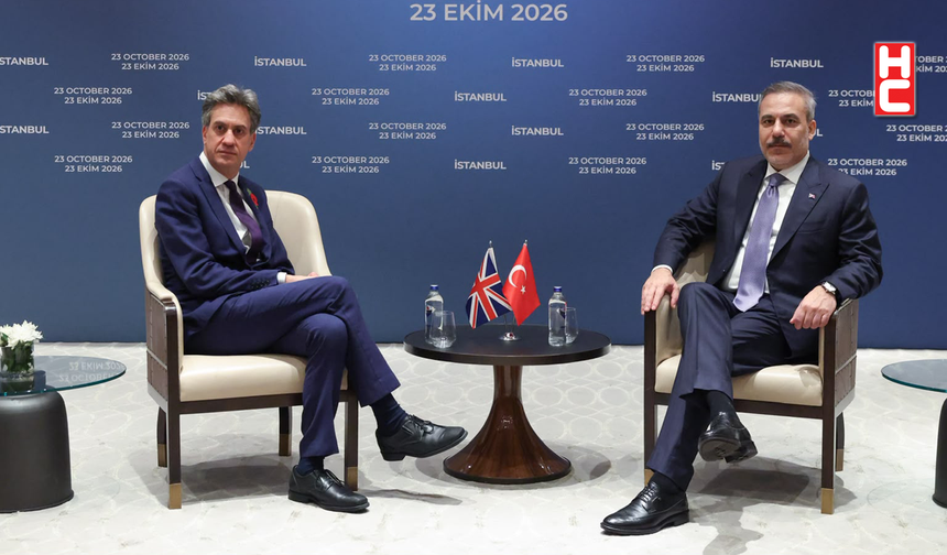 Bakan Hakan Fidan, Birleşik Krallık Dışişleri Bakanı Ed Miliband ile bir araya geldi