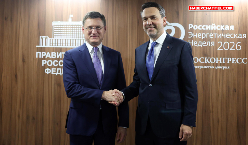 Bakan Alparslan Bayraktar, Rusya Başbakan Yardımcısı Alexander Novak ile görüştü