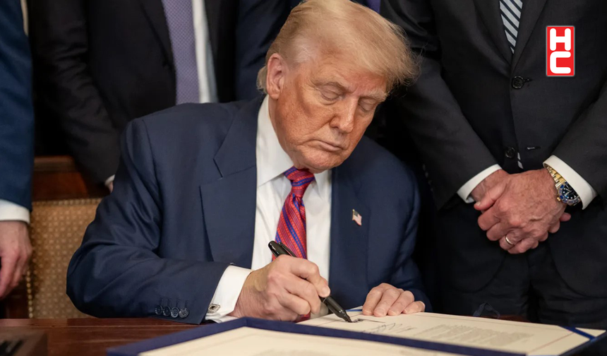 Trump, Rusya'ya yönelik yaptırım ve tarifeleri askıya aldı