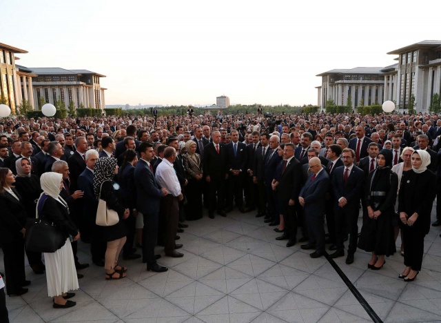 CUMHURBAŞKANI RECEP TAYYİP ERDOĞAN CUMHURBAŞKANLIĞI KÜLLİYESİ'NDE DÜZENLENEN 30 AĞUSTOS RESEPSİYONUNDA KONUŞTU (FOTOĞRAFLAR)