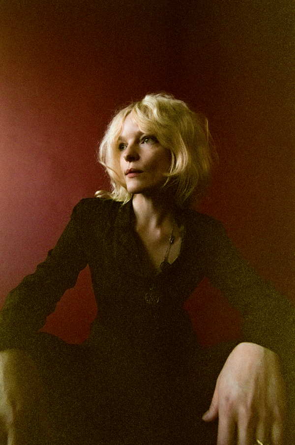 1750748799 Jessica Pratt 03 Portrait Credit Samuel Hess
