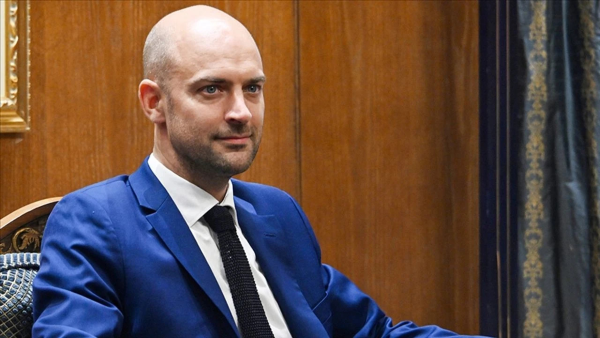 F R A N S A F I L I S T I N D E V L E T I N I T A N I M A K T A K A R 790222 233723