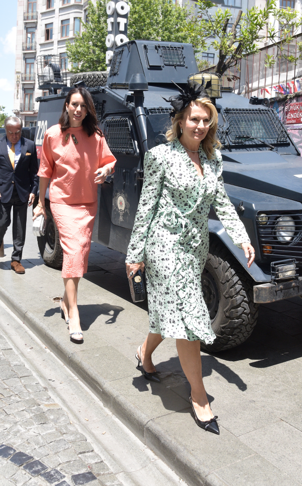 Serra Türker Bayir Di̇lek Türker