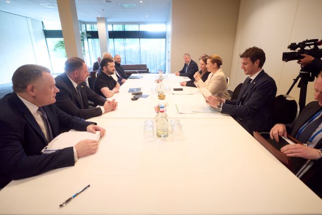 U K R A Y N A D E V L E T B A S K A N I Z E L E N S K I Y I L E D A N 783520 231754