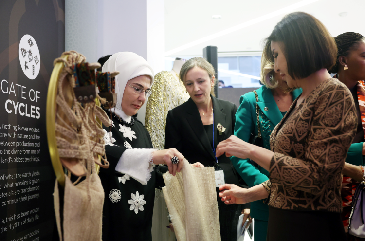 E M I N E E R D O G A N A N A D O L U D A K I Y A S A M S U R D U 927504 275530