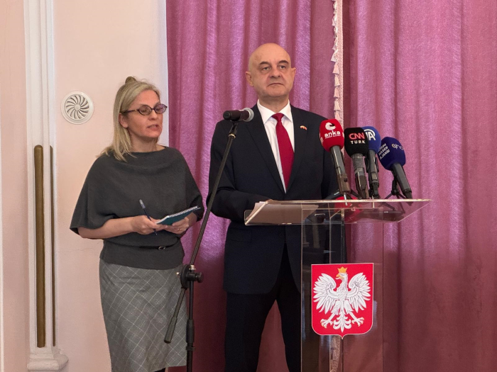 U K R A Y N A B U Y U K E L C I S I D Z H E L I A L O V S A V A S I N 1176602 349507