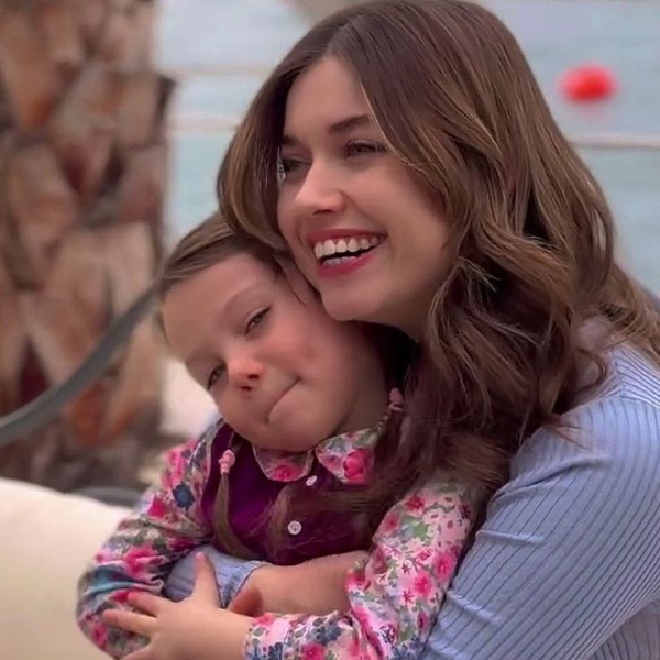 1776862355 A F R A V E S A R A