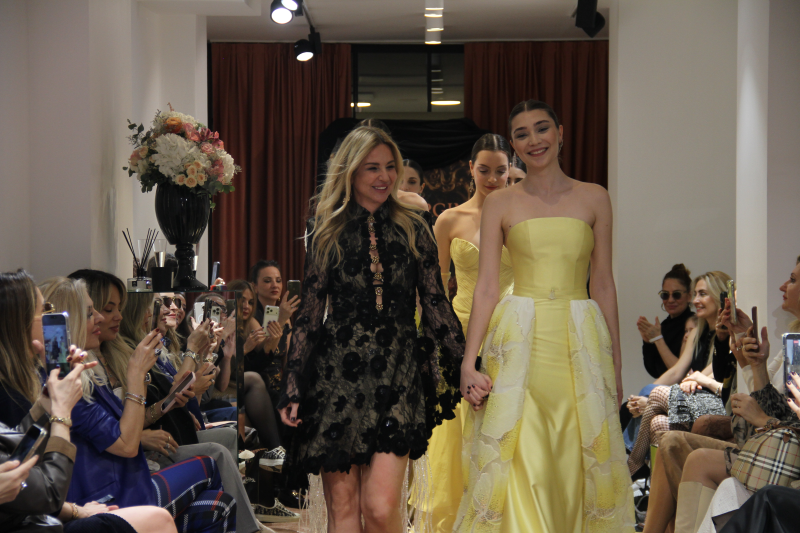 1+Tuba Ergi̇n,Yağmur Çeli̇k