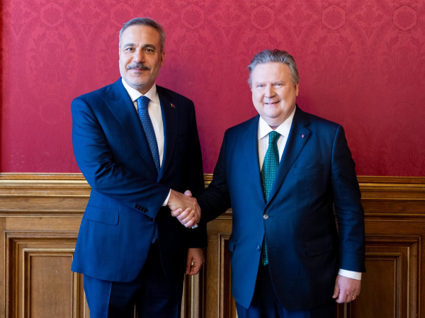 B A K A N F I D A N V I Y A N A E Y A L E T B A S B A K A N I V E 1286111 382663