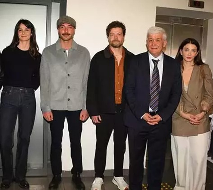Büşra Develi, Görkem Sevindik, Kaan Turgut, Prof. Dr. Özgür Kasapçopur, Ceren Benderlioğlu