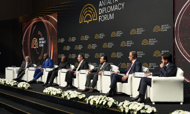 C E V D E T Y I L M A Z A V R U P A N I N D A H A F A Z L A L I D 1264754 376480