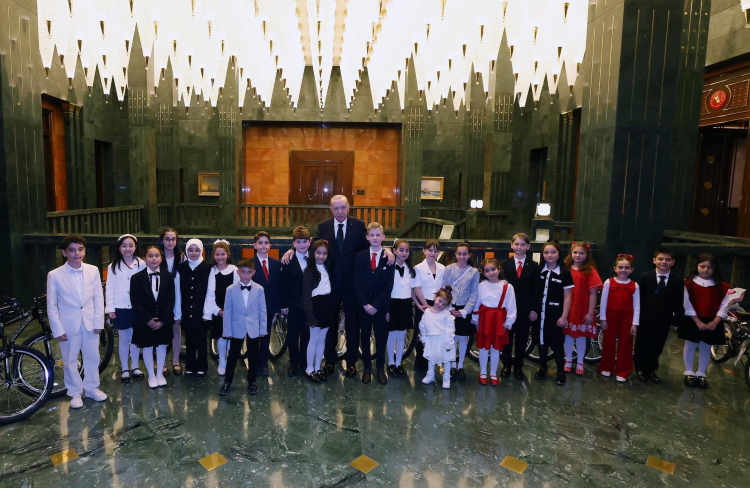 C U M H U R B A S K A N I E R D O G A N C O C U K L A R I K A B U L E 1275334 379545