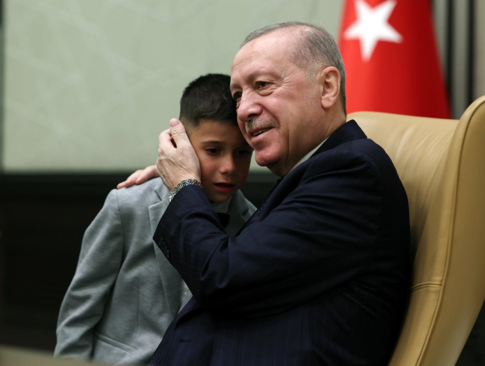 C U M H U R B A S K A N I E R D O G A N C O C U K L A R I K A B U L E 1275339 379545