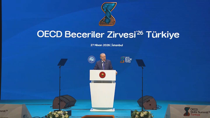 C U M H U R B A S K A N I E R D O G A N H E D E F I M I Z G E L E C E K 1281190 381135