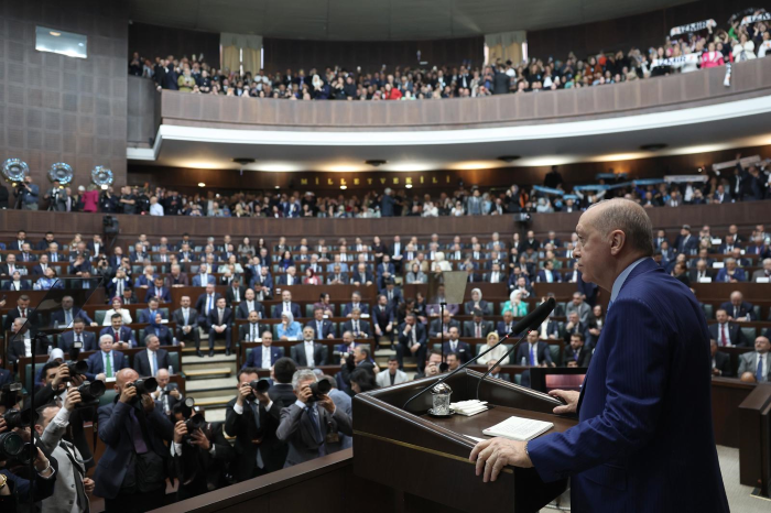 C U M H U R B A S K A N I E R D O G A N T E R O R S U Z T U R K I Y E 1284668 382186