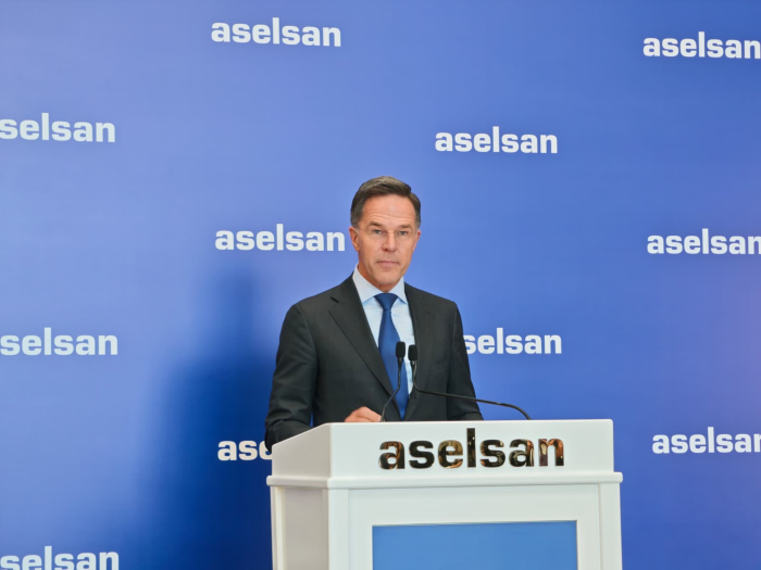 N A T O G E N E L S E K R E T E R I R U T T E’ D E N A S E L S A N’ A 1272774 378826