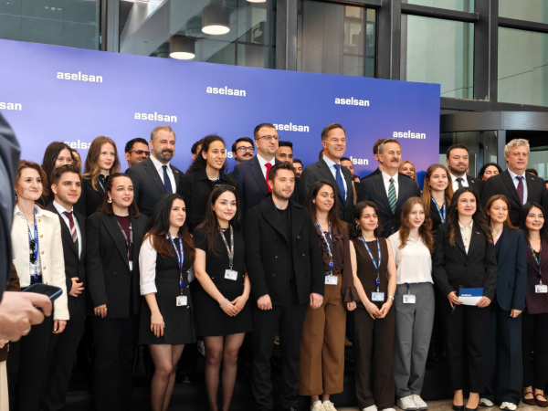 N A T O G E N E L S E K R E T E R I R U T T E’ D E N A S E L S A N’ A 1272776 378826